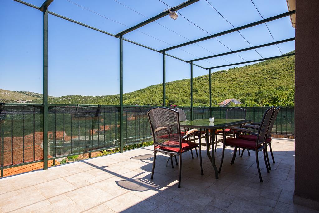 Holiday Villa Anna Primorski Dolac Exterior photo